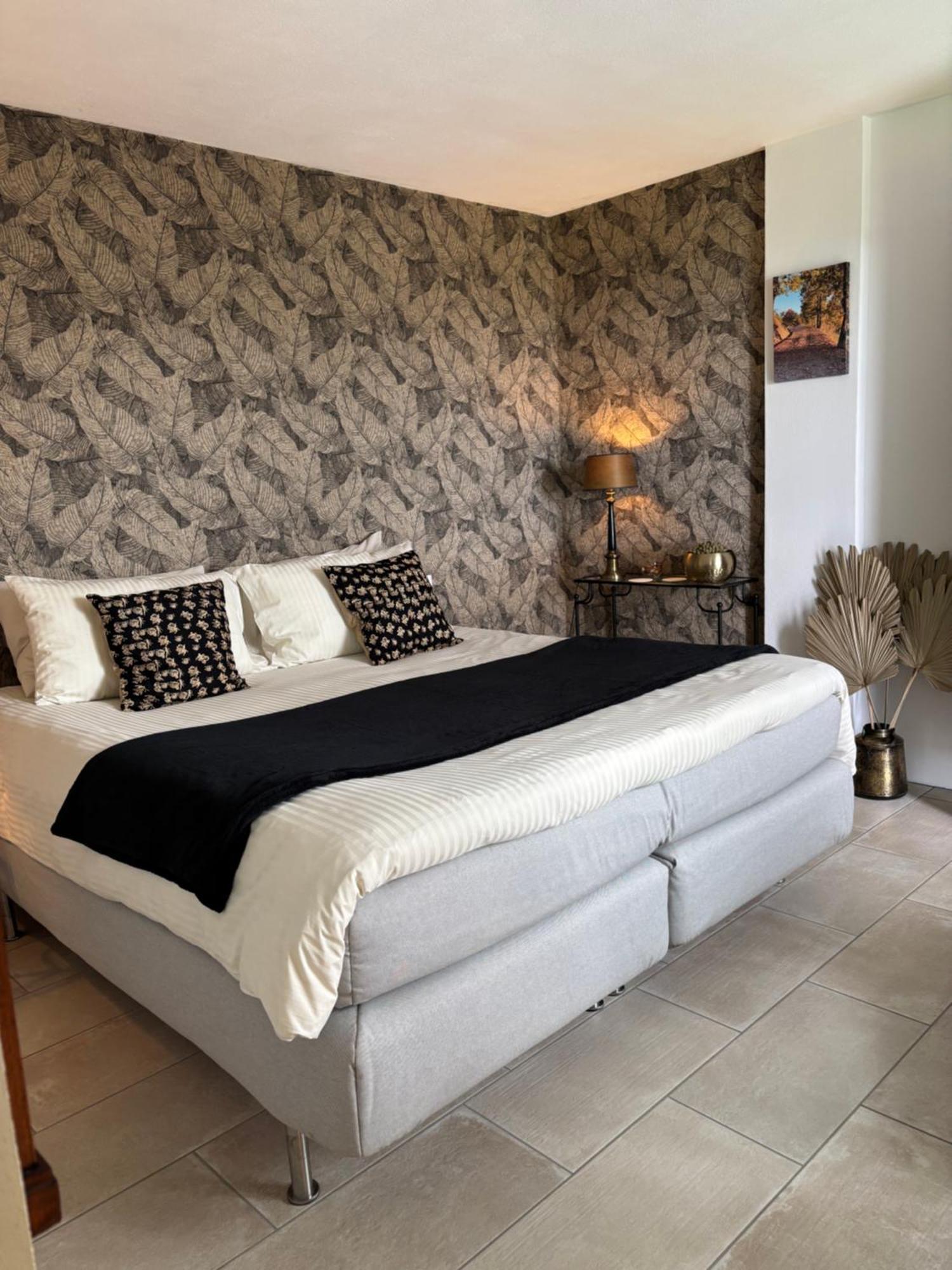 Bed and Breakfast La Luce Delle Colline à Serravalle delle Langhe Extérieur photo